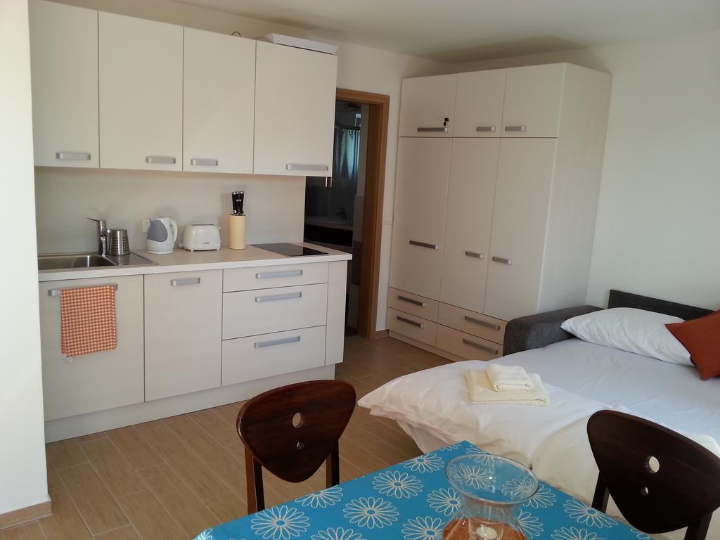 Summer Delight Apartments Savudrija Buitenkant foto