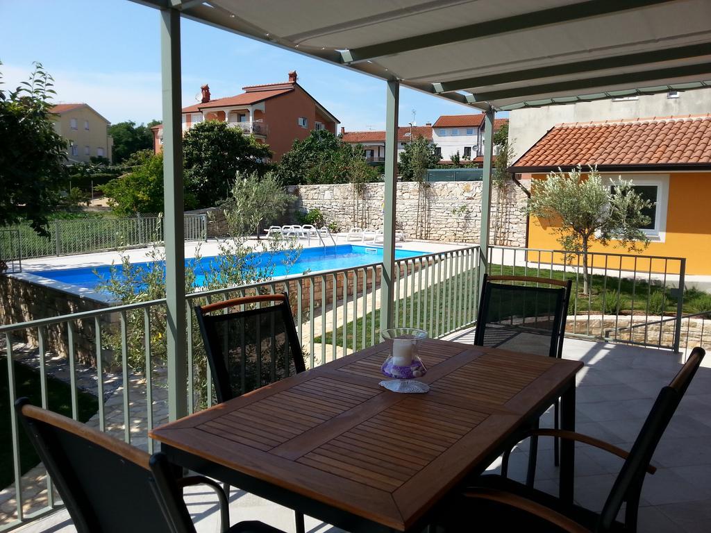 Summer Delight Apartments Savudrija Buitenkant foto