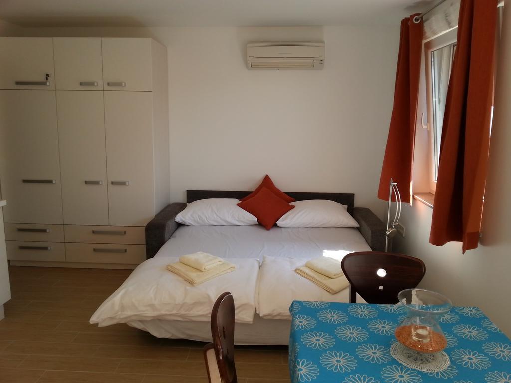 Summer Delight Apartments Savudrija Buitenkant foto