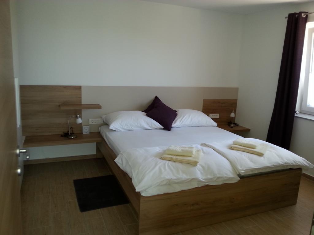 Summer Delight Apartments Savudrija Buitenkant foto